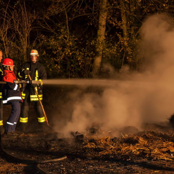 Martinsfeuer_2013_045.jpg Martinsfeuer_2013_045.jpg