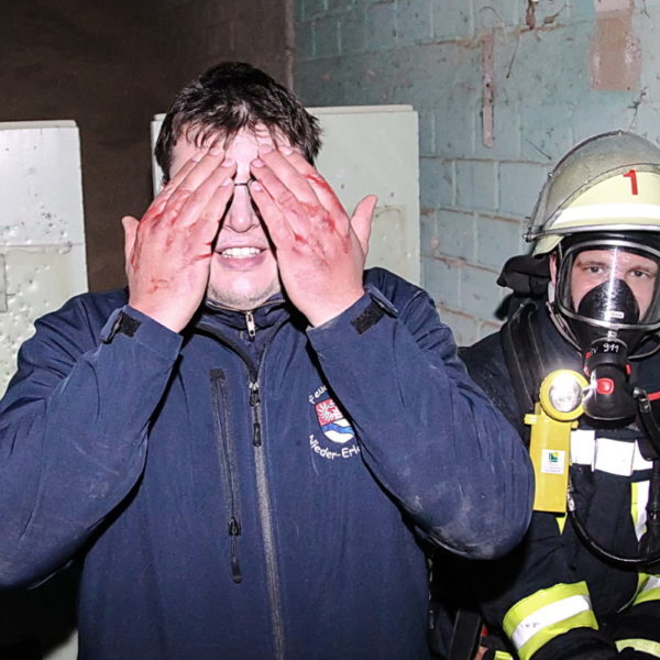 Übung Schützenhaus 18.09.2015 Übung Schützenhaus 18.09.2015