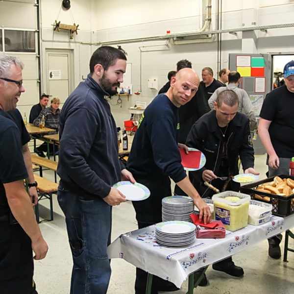 Übung Schützenhaus 18.09.2015 Übung Schützenhaus 18.09.2015