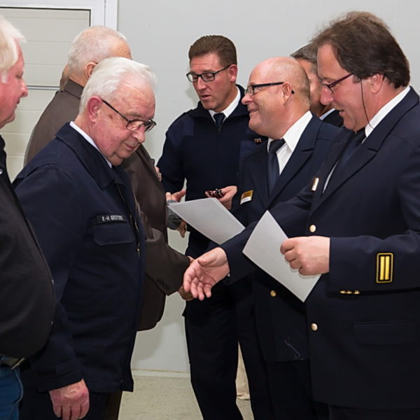 Ehrung KFV FFM in Nieder-Erlenbach am 13.11.2015 Ehrung KFV FFM in Nieder-Erlenbach am 13.11.2015