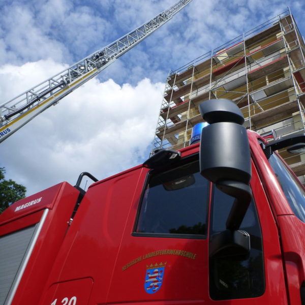 Axel Drehleitermaschinist Axel Drehleitermaschinist