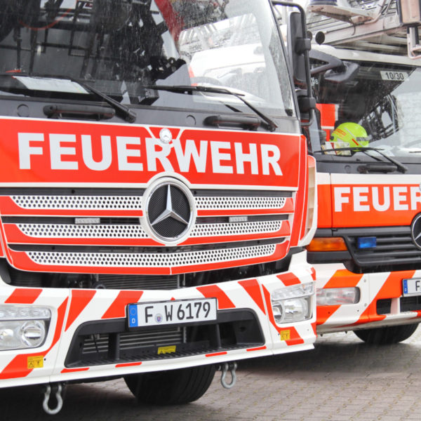 Neue Drehleiter der Nieder-Eschbacher Wache der Berufsfeuerwehr Neue Drehleiter der Nieder-Eschbacher Wache der Berufsfeuerwehr